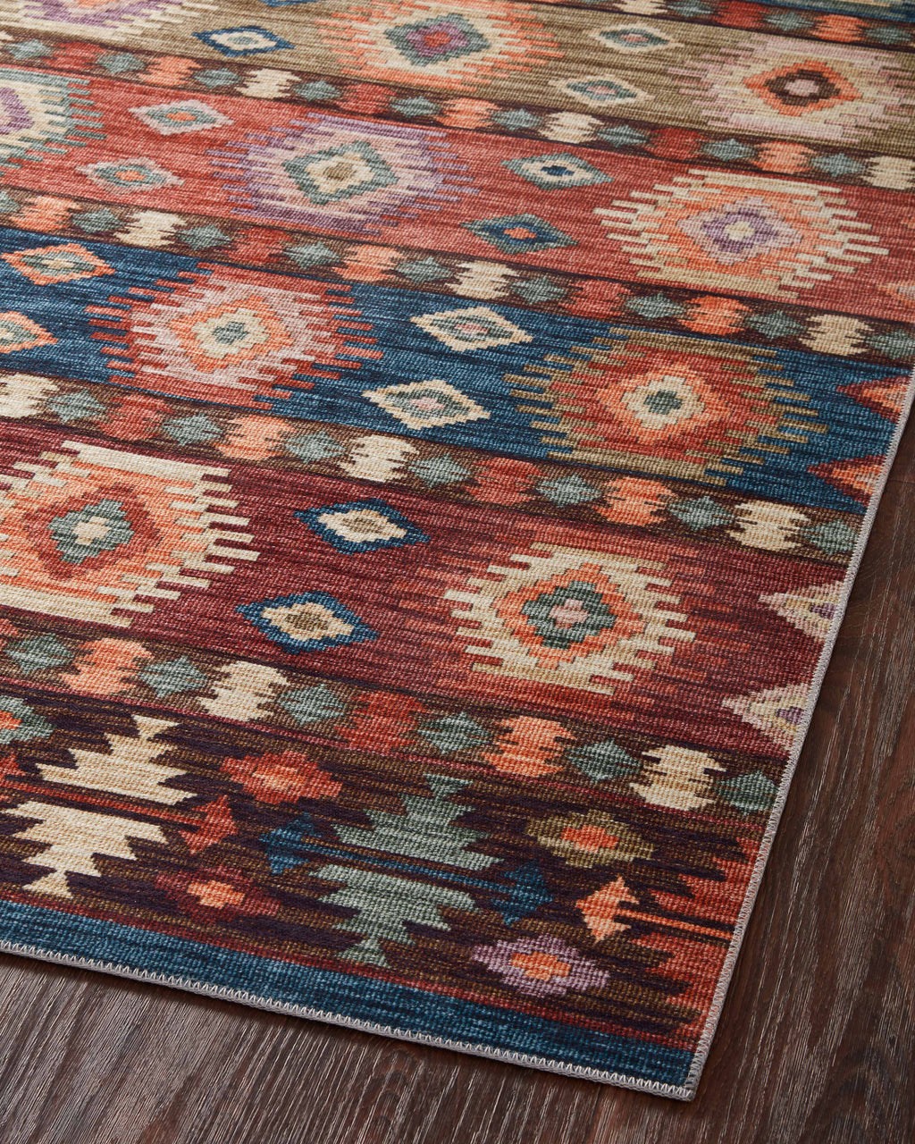 5' x 7'6" Southwestern Traditional Area Rug U21049