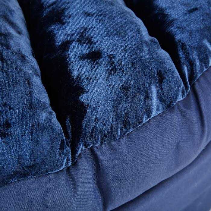 Midnight Blue Cat Bed Q4156