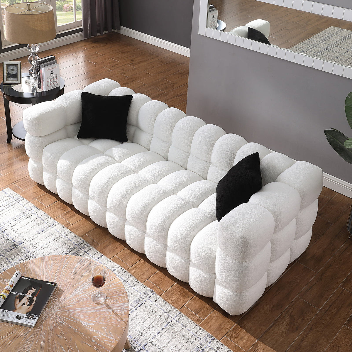 White 3+2 Sofa Set D57392
