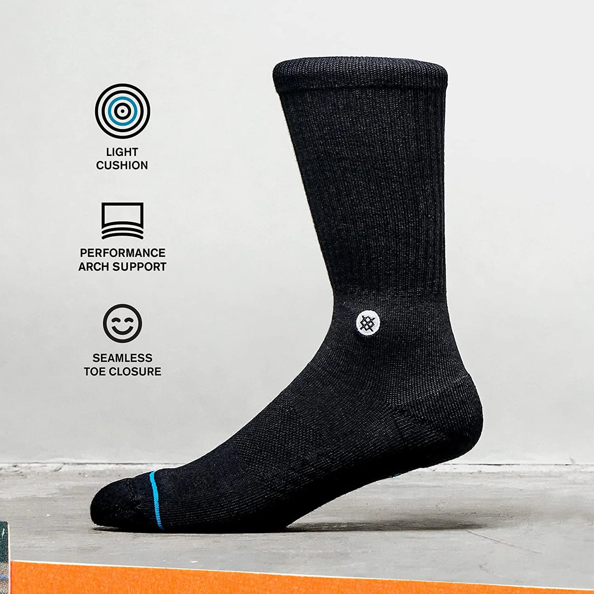 Red Crew Socks M9823
