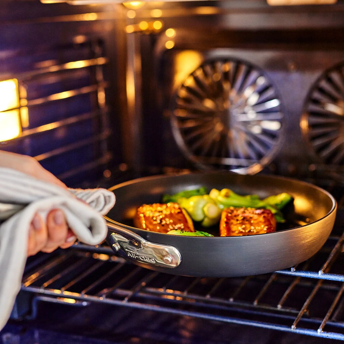 3 Piece Hard-Anodized Fry Pan Set O41935