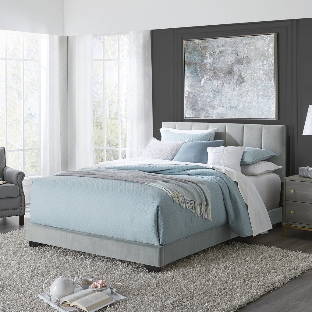 Platinum Gray Upholstered Queen Bed G370