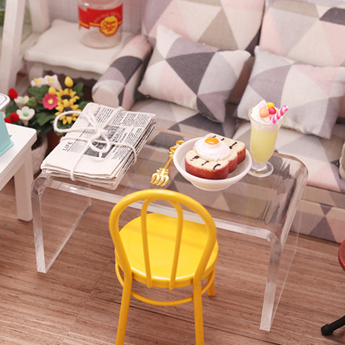 Dollhouse Table for Children R688