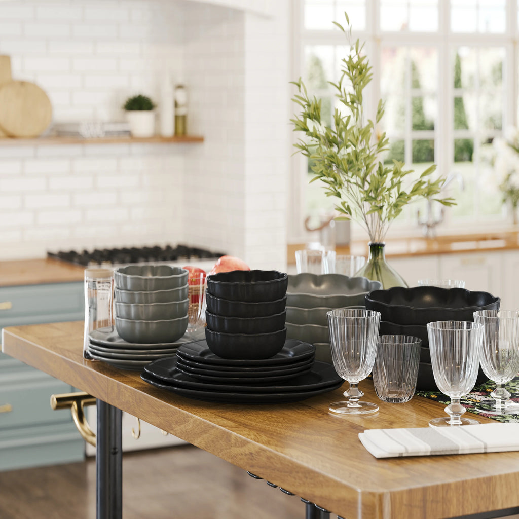 Black 12 Piece Stoneware Dinnerware Set S98573