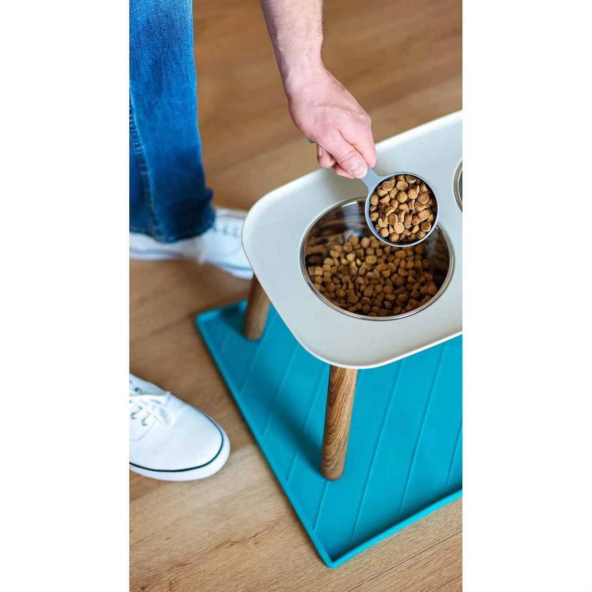 Elevated Dog Double Feeder V803707