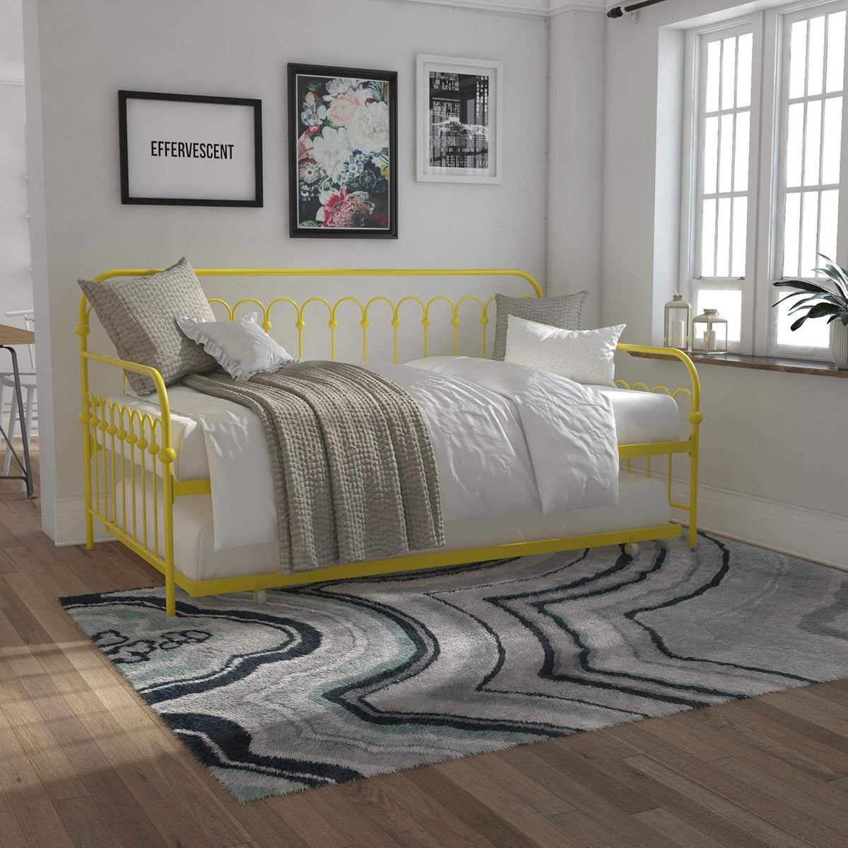 White Twin Metal Daybed and Trundle F118