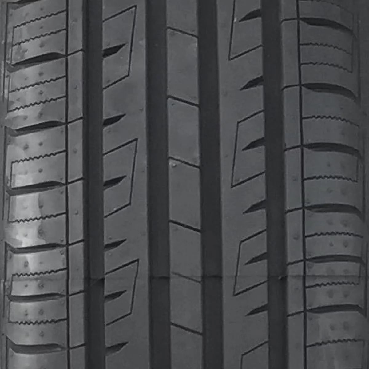 Set of 4 205/60R15 All Season Performance Tires J342131