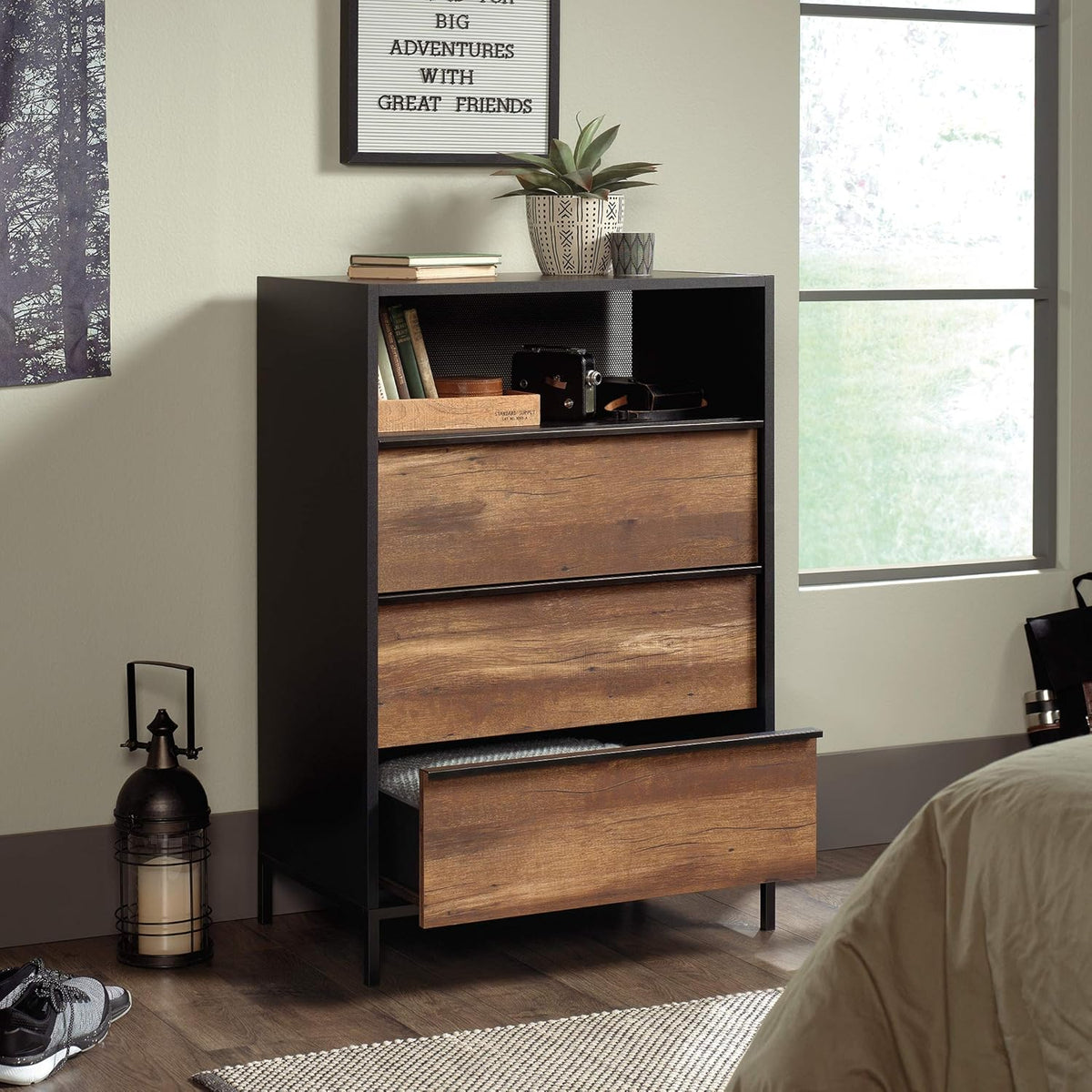 Black 3-Drawer Chest P1393