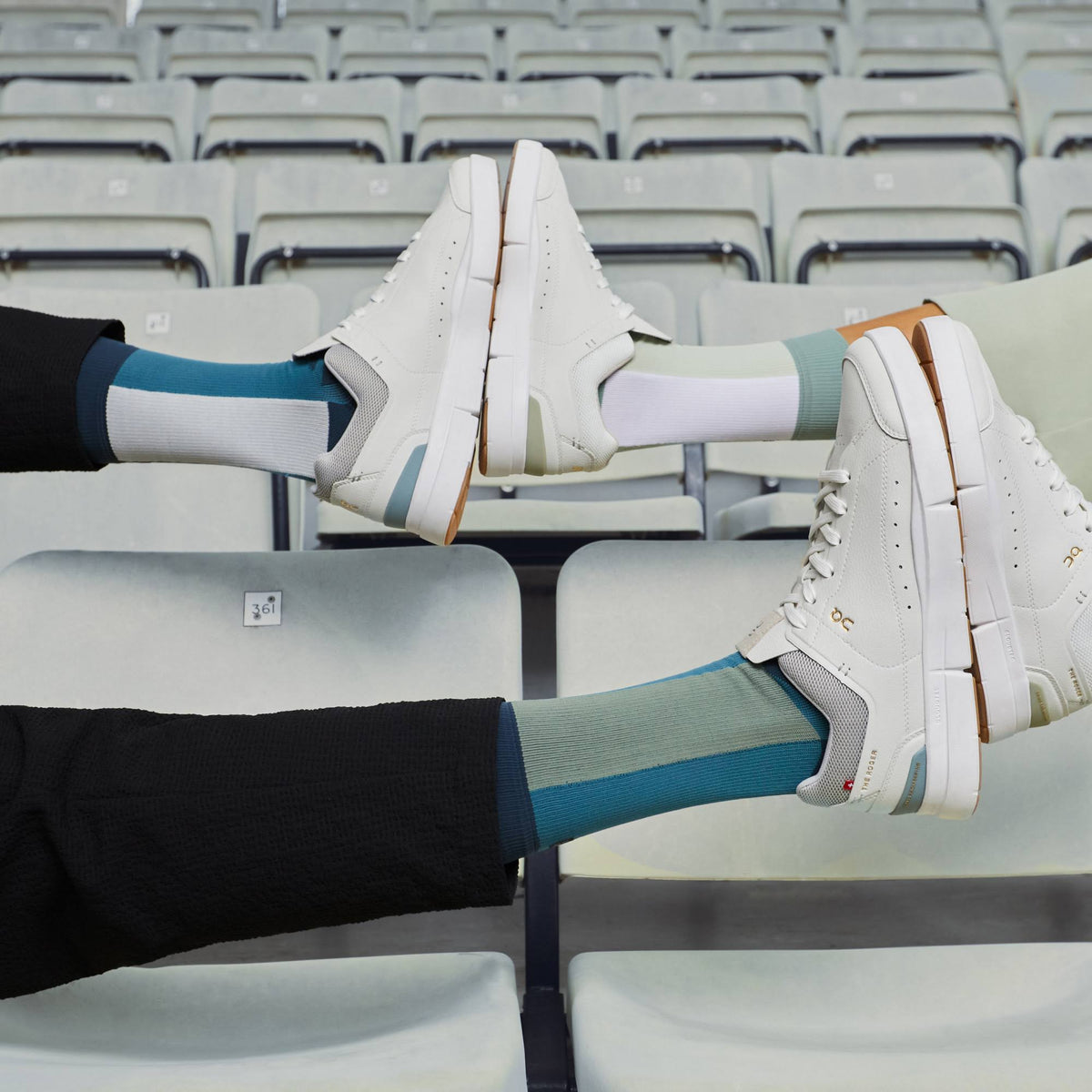 Ice Phantom Centre Court Shoes V997146