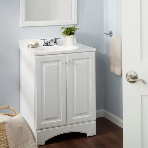 2-Handle Low-Arc Bathroom Faucet in Chrome U205754