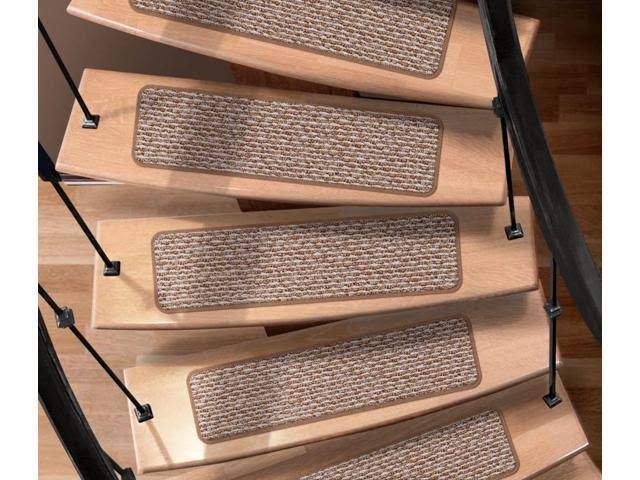 15 Pc Attachable Carpet Stair Treads Praline Brown 8 in. x 27 in. I6275